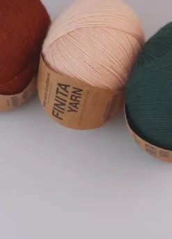 We Are Knitters Finita Yarn Forest Green| Fingering / Sock|Merino