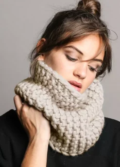 We Are Knitters Himba Snood Kit| Accessories|Snoods