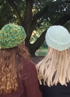 We Are Knitters Iris Beanie Kit| Accessories|Cardigan & Vests
