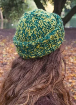 We Are Knitters Iris Beanie Kit| Accessories|Cardigan & Vests