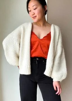 We Are Knitters Kobe Cardigan WAK Edition x November Knits Kit| Cardigan & Vests