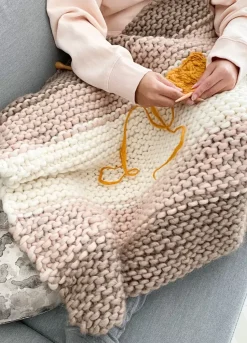 We Are Knitters Land Blanket Kit| Blankets|Cardigan & Vests