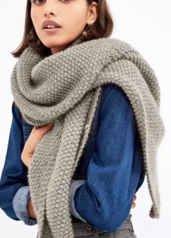 We Are Knitters Le Marais Shawl Kit| Accessories|Scarves