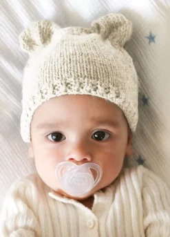 We Are Knitters Loris Beanie Kit| Accessories|Beanies