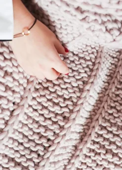 We Are Knitters Medea Blanket Kit| Home & Decor|Blankets