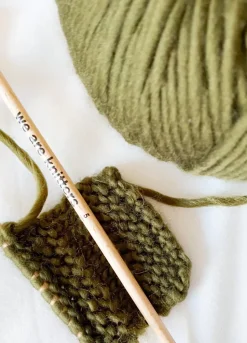We Are Knitters Meriwool Olive| Worsted / Aran|Merino