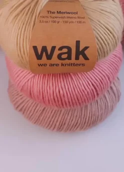 We Are Knitters Meriwool Spotted Mauve| Worsted / Aran|Merino