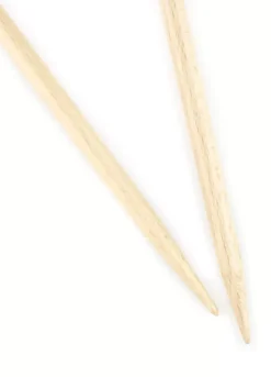 We Are Knitters 8mm Straight Beechwood Knitting Needles| Knitting Needles