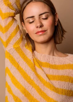 We Are Knitters Relax Sweater Kit| Cardigan & Vests|Sweaters