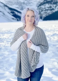 We Are Knitters Soft Serve Scarf x @knitatude Kit| Knitatude|Accessories