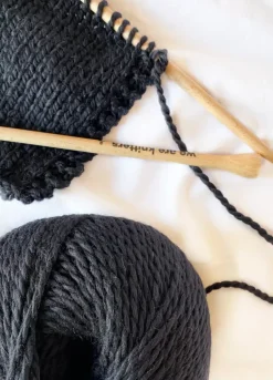 We Are Knitters The Squishy Yarn Black| Bulky|Merino