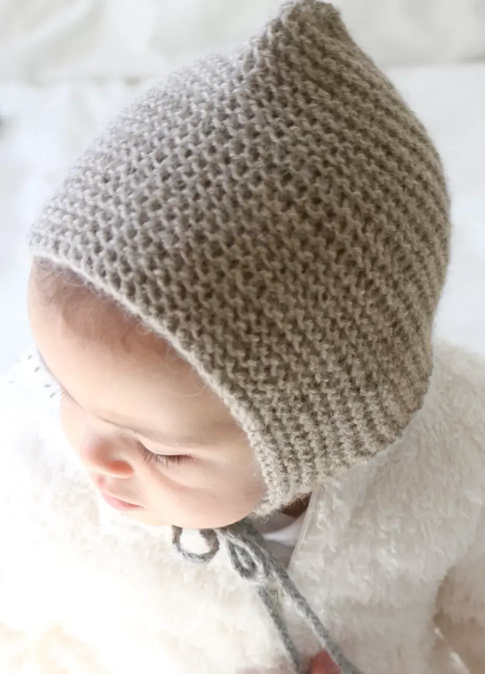 We Are Knitters Titi Hood Kit| Accessories|Beanies