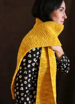We Are Knitters Vega Scarf Kit| Accessories|Scarves